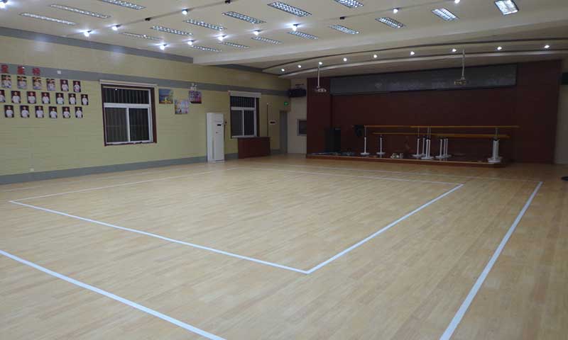 聚氯乙烯地板結構決定特性以及價格