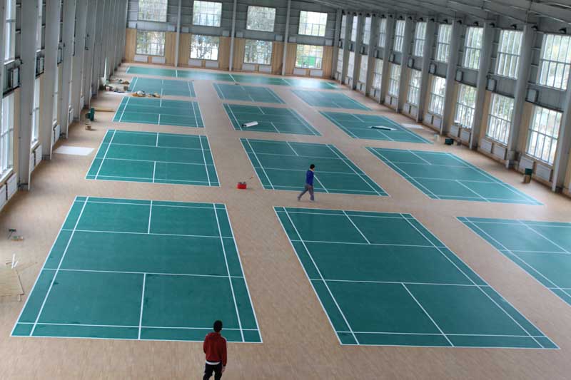 羽毛球場館應該選擇羽毛球場塑膠地板